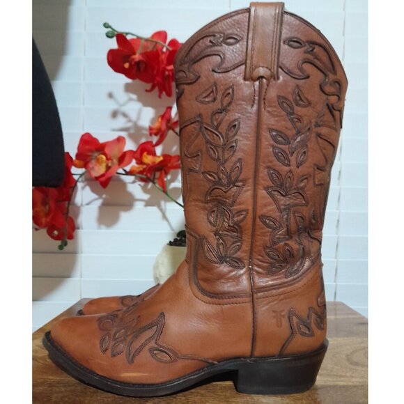 SOLD🔶️🔶️🔶️🔶🔶women's brown leather cowboy boots Frye brand pull on style 8B - Picture 2 of 12